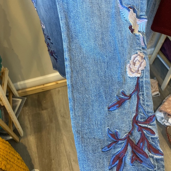 NWOT Lucky Brand Embroidered Jeans 12 - Picture 5 of 5